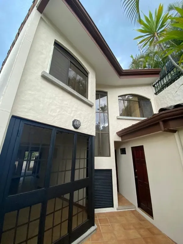 House for Rent in a Gated Community 3 HAB – San Rafael de Escazú$1950 — photo 4