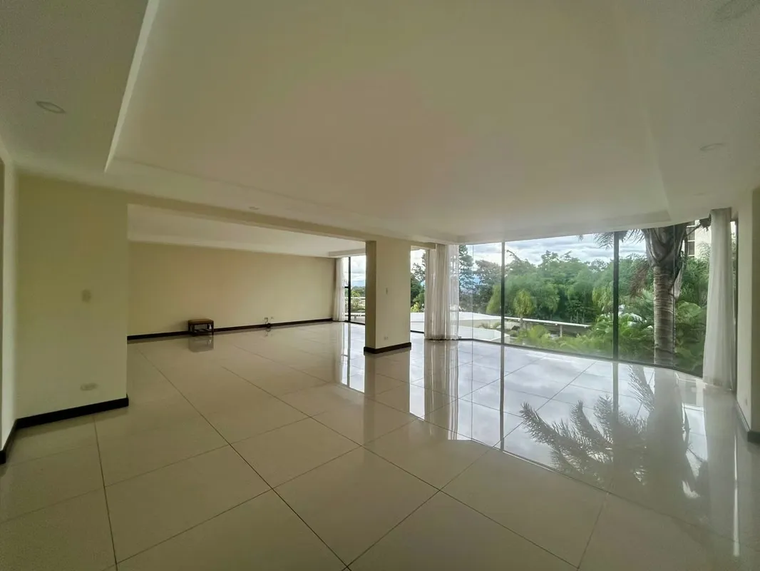 Alquiler de apartamento en San Rafael Escazú