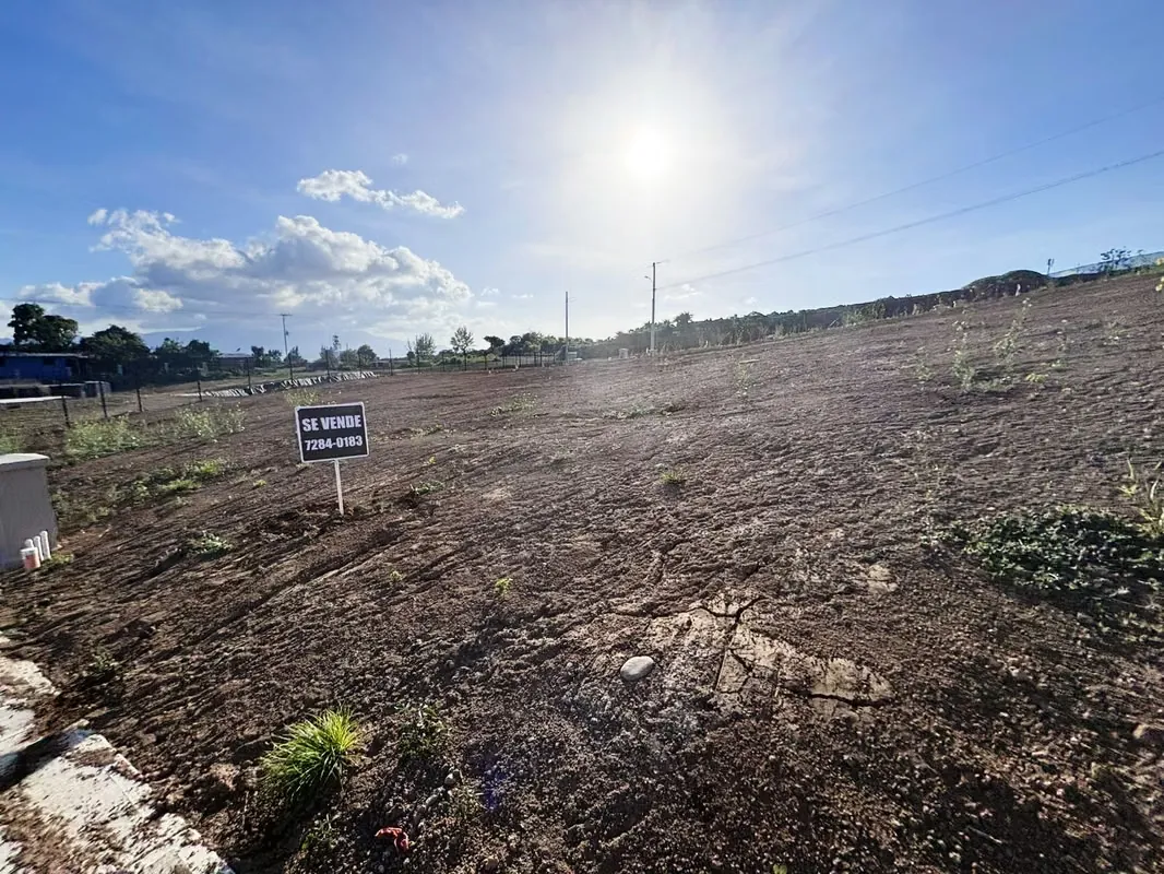 ¡Construya la casa de sus sueños en uno de los condominios más exclusivos de Tres Ríos!