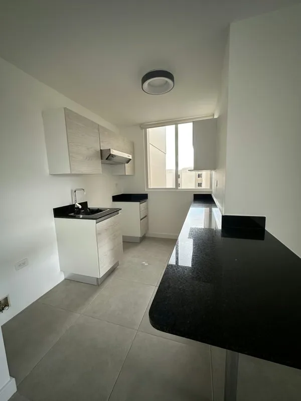Rental Apartment Floor 7 / double balcony / Monte Alto Curridabat