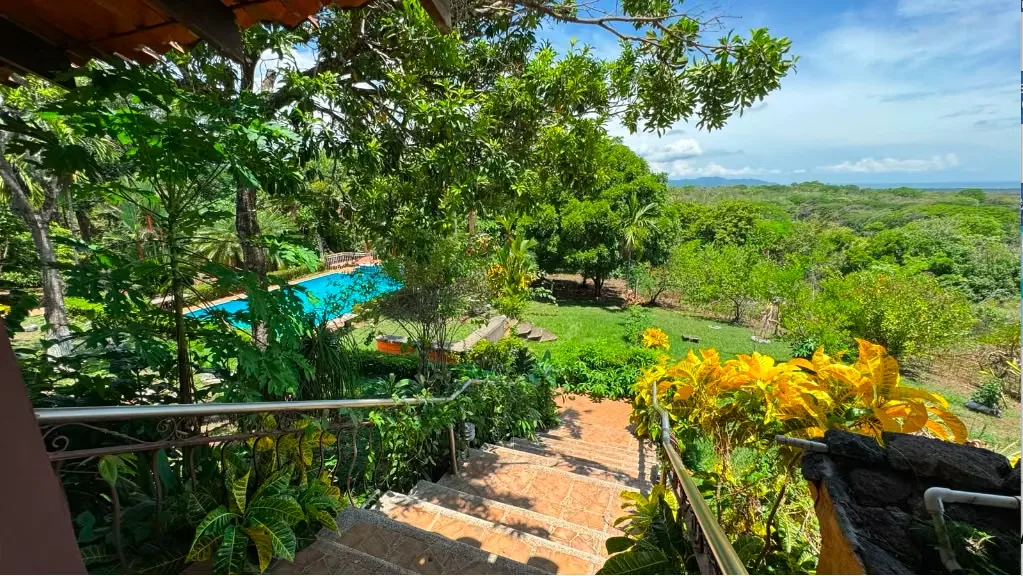 FULLY FURNISHED HOUSE FOR RENT WITH POOL | ON THE ROAD TO JACÓ, / GARABITO — photo 3
