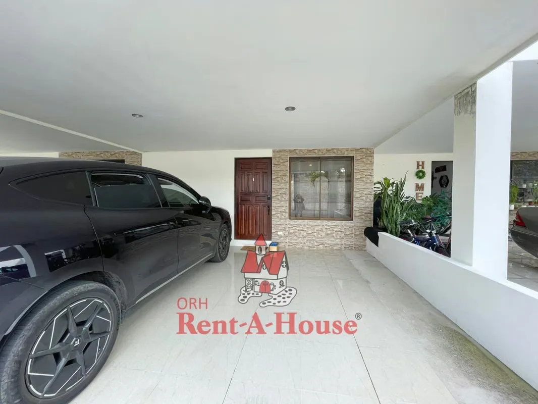 Casa en condominio con 3 habitaciones, amplia zona verde, piscina y gimnasio