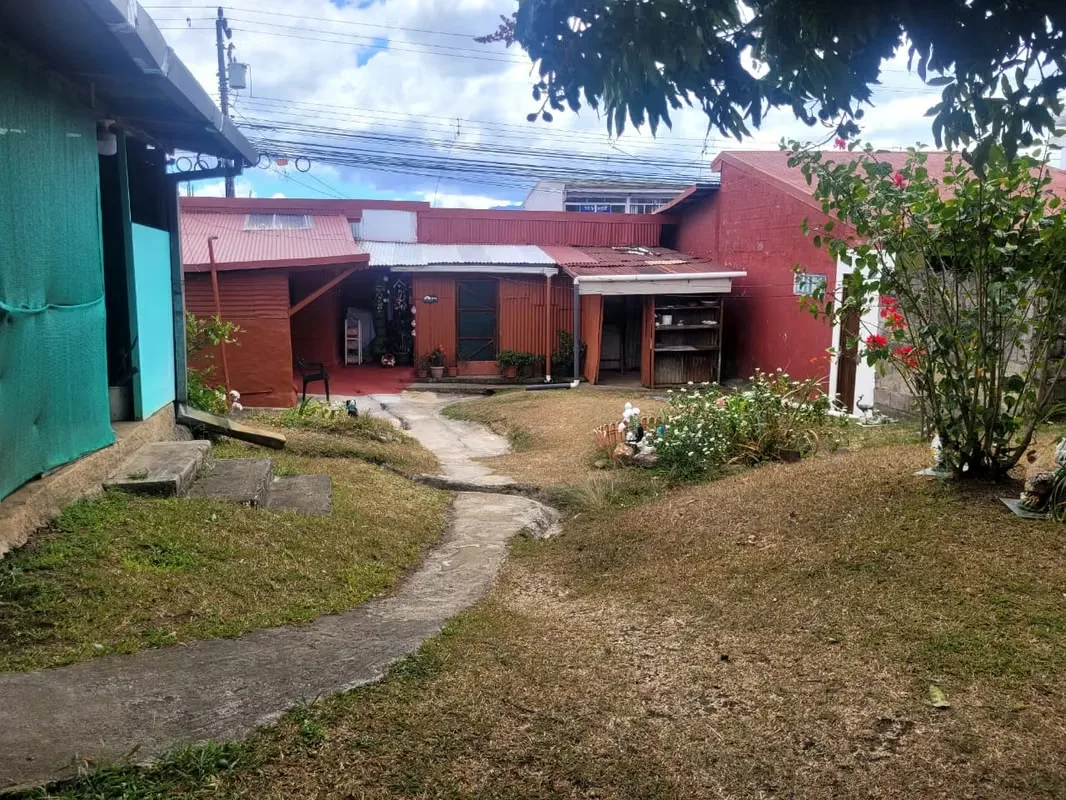 Lot for sale in Santo Domingo de Heredia - 725 m ² with mixed floor use — photo 2