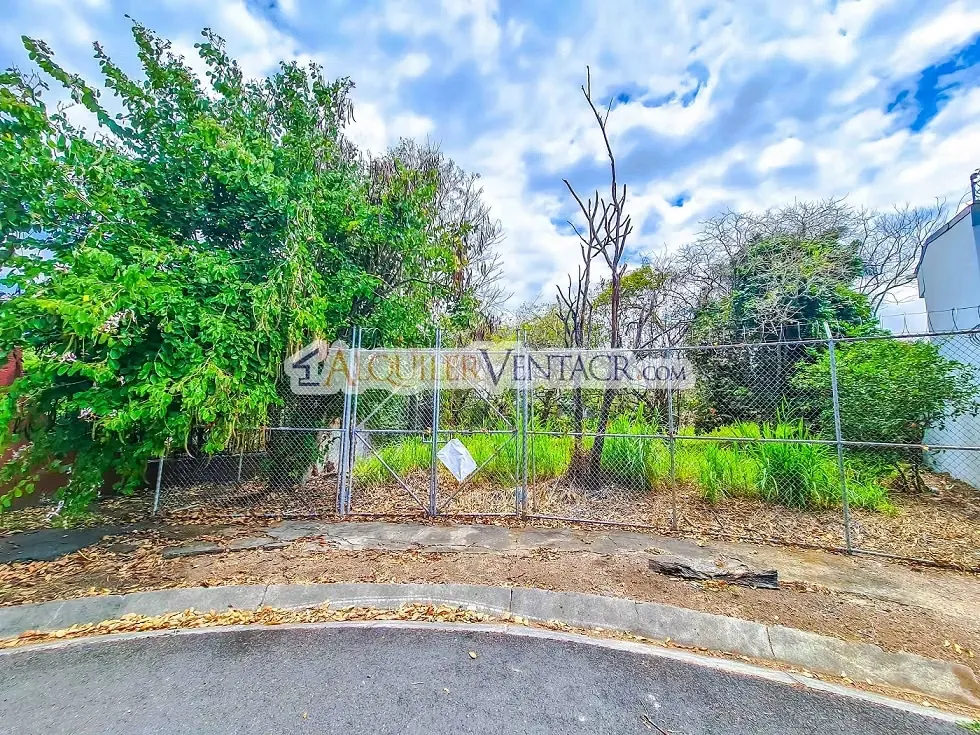 LOTE PLANO DE 1.170 M2 EN SAN RAFAEL DE ESCAZU X LA PACO