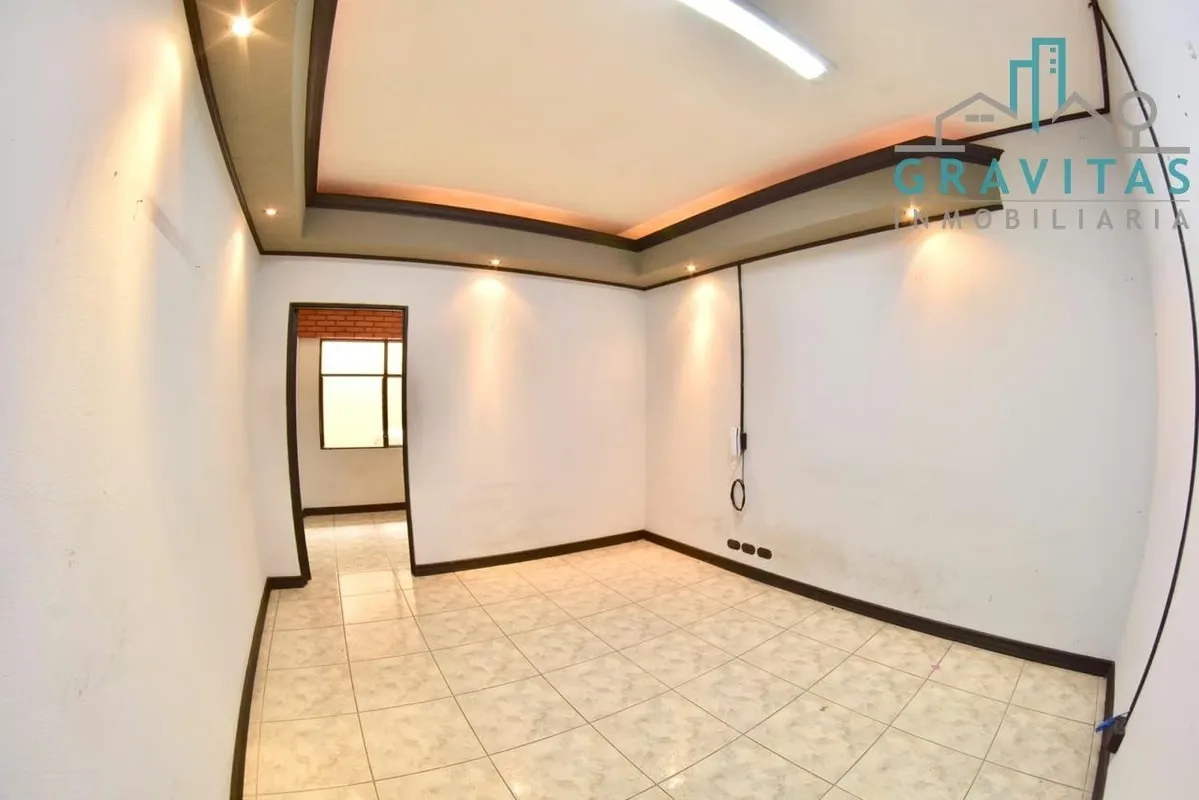 Offices for rent in Moravia, located in the Oficentro business center. Excellent location and very safe area. — photo 5