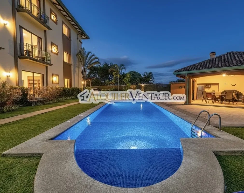 For Rent – Beautiful first-level apartment in San Rafael of Escazu, conveniently located with easy access to Route 27.