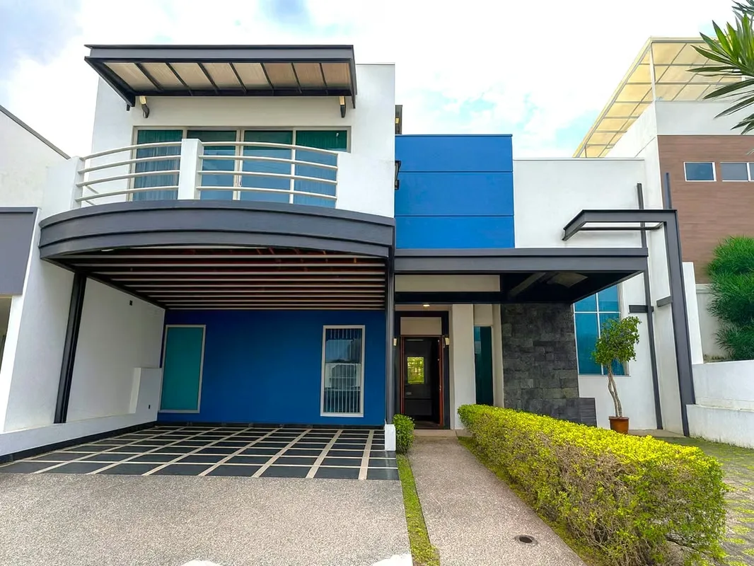 House for Sale in Genesis Gated Community | Three Bedrooms, Jacuzzi and Top Security – Montes de Oca