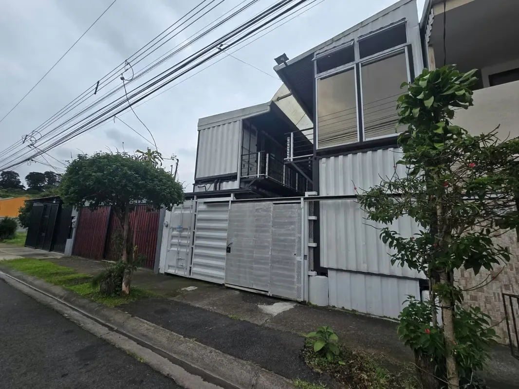ROOM RENTAL IN MERCEDES NORTH HEREDIA