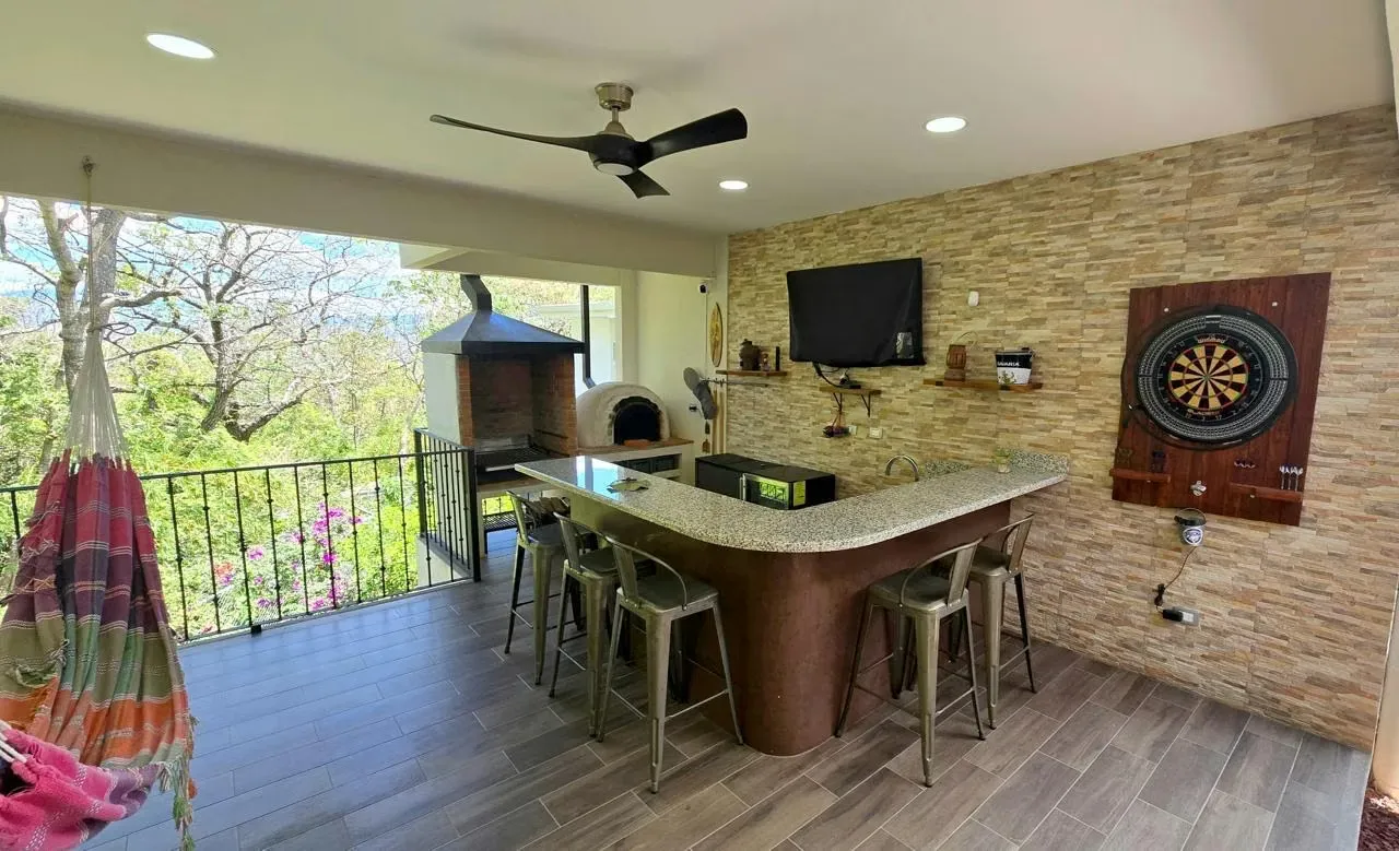 250 / Casa / Venta / Santa Ana / Rio Oro / Lujosa / Segura / Oportunidad Única