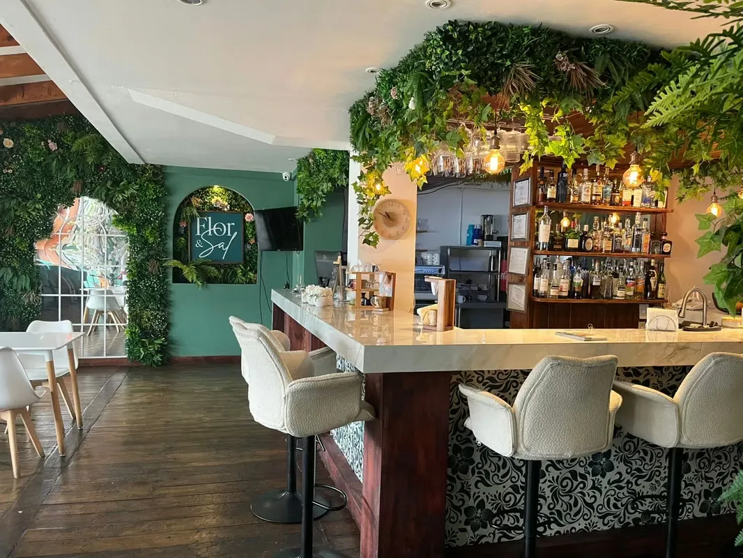Restaurant for sale in San Jose. Investment property. — photo 5