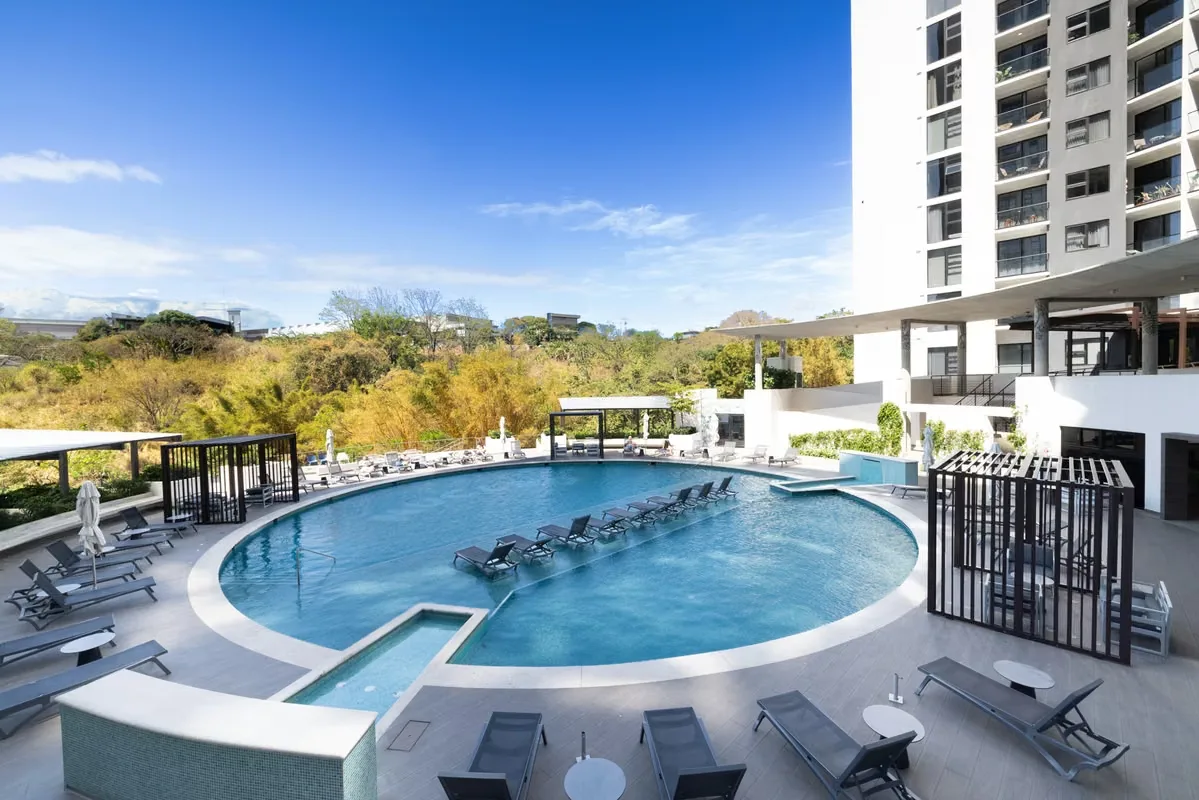 Penthouse en Núcleo Sabana – Piso 18 con vista al atardecer