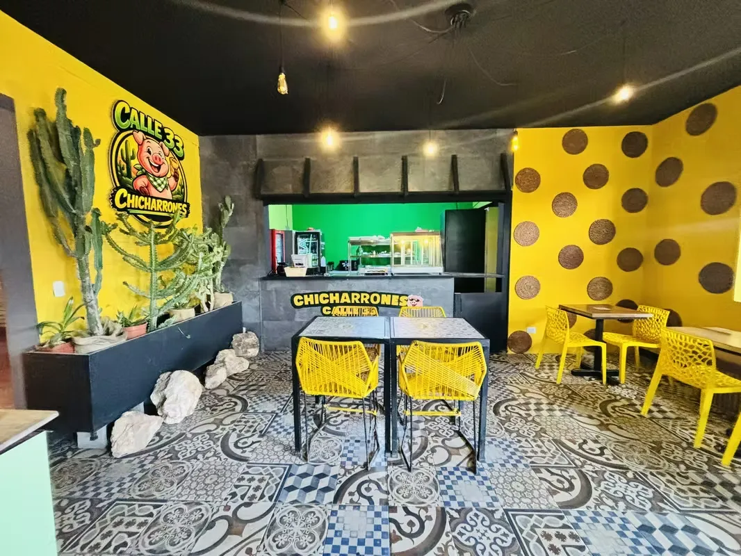 Alquiler local mercado gastronómico Barrio Escalante calle 33 primer piso