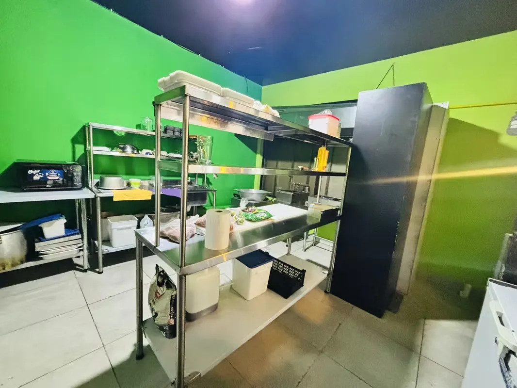 Se alquilan dos barras gastronómicas en calle 33, Barrio Escalante, el epicentro gastronómico más vibrante del país . Ubicado en una zona de alto tránsito, rodeado de restaurantes, ..., photo 5