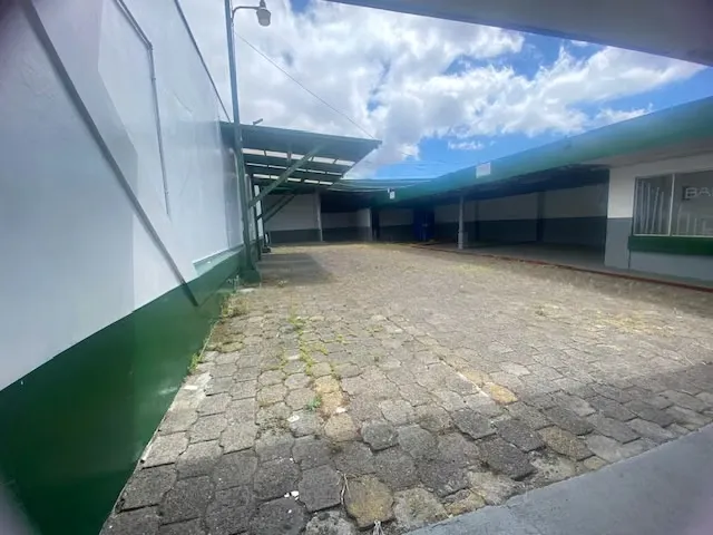 Commercial place in San Francisco de 2 Rios