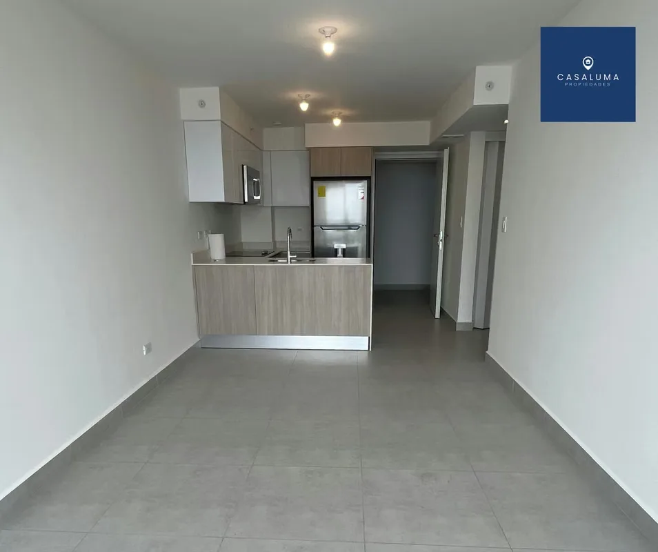 Apartamento con línea blanca incluida — photo 3