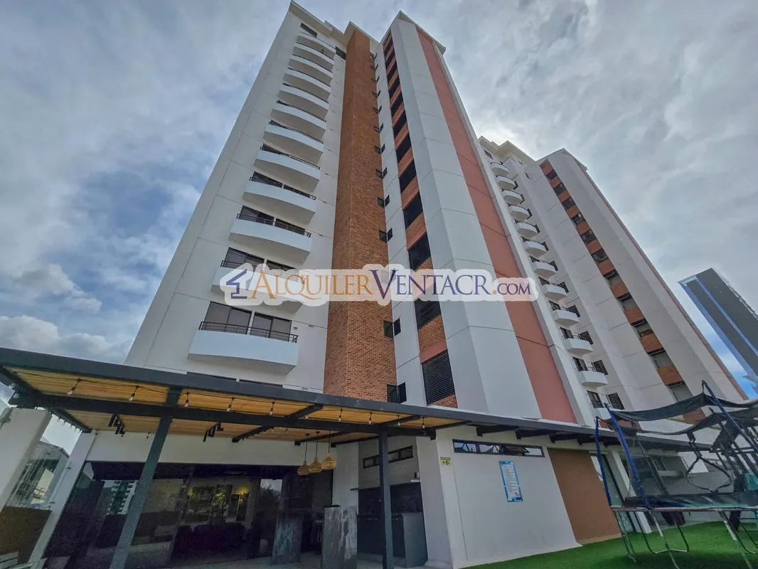 Oficina en Venta en Torres del Parque – Sabana Norte / 40 m² + A/C + Seguridad 24/7