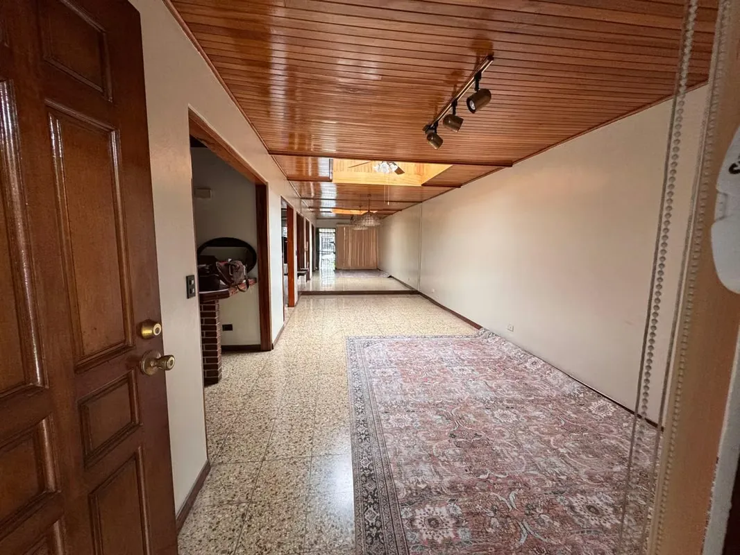 Casa en Alquiler en Residencial El Robledal - Uruca $1,600 mensuales — photo 3