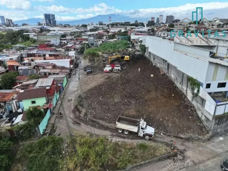 Land for sale in Barrio Cuba, mixed use 4040m2 ID 1950 — photo 3
