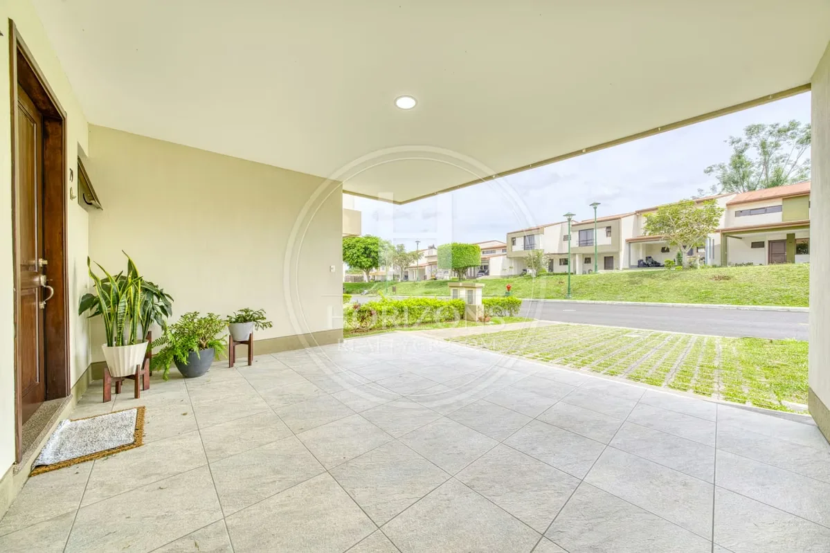 Casa en Venta en Condominio La Floresta en Concepción de Tres Ríos 3 NJA1386SB — photo 4