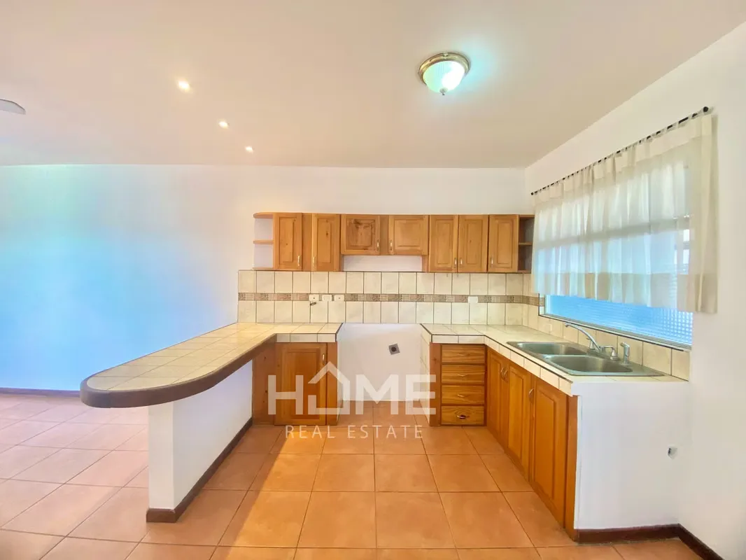 Apartamento en Alquiler en Guachipelin norte de Escazú 420.000