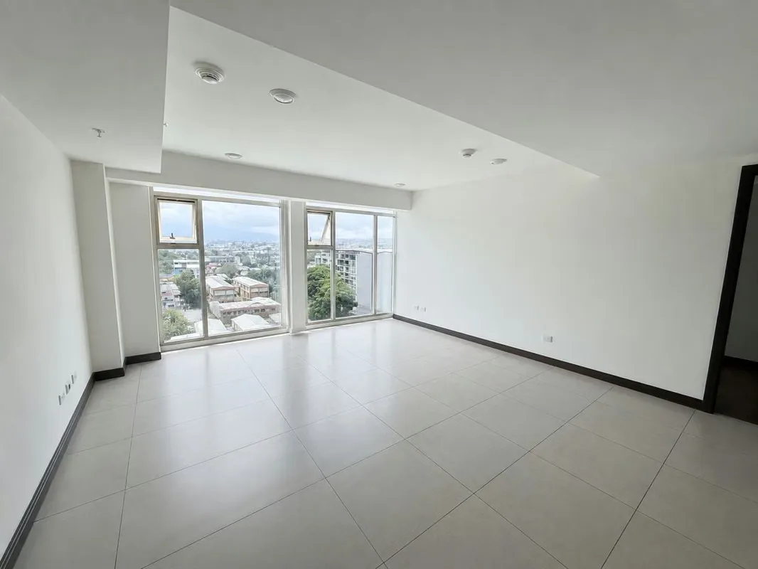 Apartment for sale in Torres Los Yoses | 2 bedrooms | 2 parking spaces | 12th floor | $225,000 — photo 3