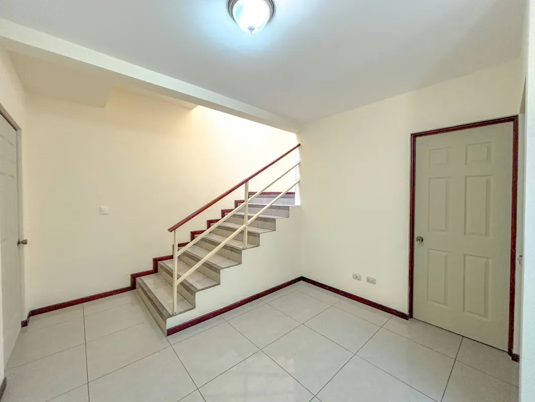 RENTAL APARTMENT TYPE HOUSE IN PAVAS WITH 3 ROOMS TO 1K EMBASSY USE