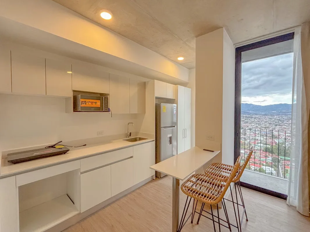 RENT APARTMENT IN ESCALANTE 50 METERS FROM STARBUCKS IN CONDOMINIUM VIEW TO THE MOUNTAINS