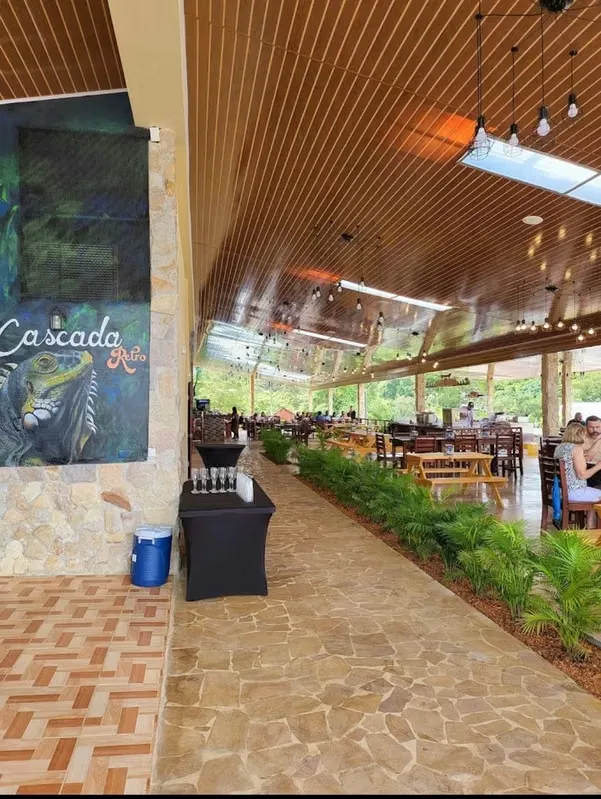 Propiedad comercial estratégicamente ubicada a tan solo 50 metros de la Carretera Interamericana Sur, una excelente oportunidad para empresas e inversionistas que buscan amplitud, ... — photo 3
