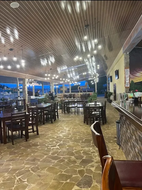 Propiedad comercial estratégicamente ubicada a tan solo 50 metros de la Carretera Interamericana Sur, una excelente oportunidad para empresas e inversionistas que buscan amplitud, ... — photo 5
