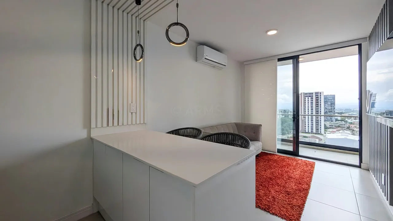 Ubicado en el exclusivo complejo Skygarden, en el vibrante corazón de Nunciatura, este apartamento amueblado de dos habitaciones combina lujo, comodidad y una ...