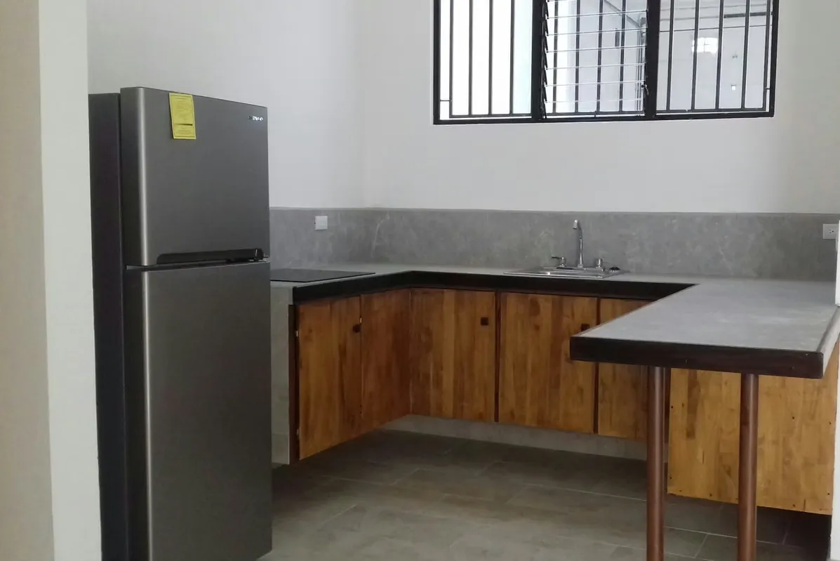 Se renta -Rhormoser la Favorita Apto de 2 hab. con Balcón 1 parqueo incluye internet