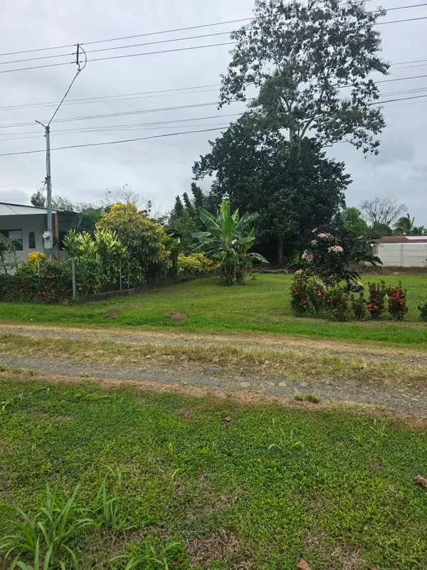 It is sold flat lot of 696 m ² in Quintas del Valle, Chachagua,, photo 4