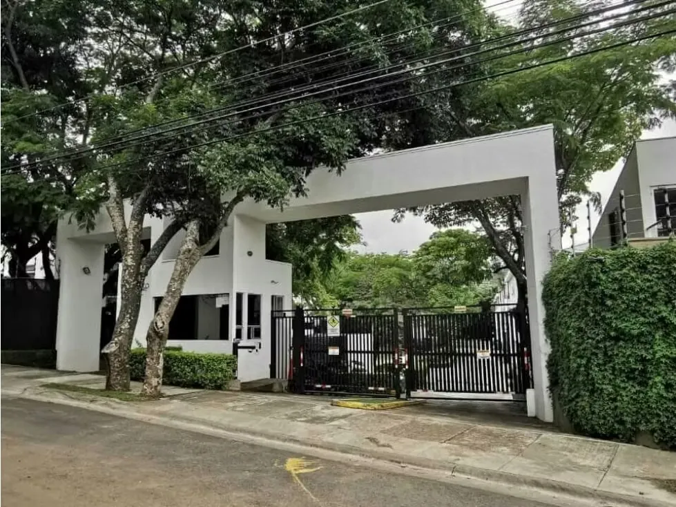 SALE OF BEAUTIFUL HOUSE, CONDO IN WELL OF SANTA ANA 4209 (GC)