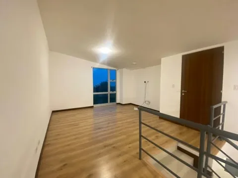 Apartamento tipo loft con mezanine y linea blanca en Condominio Cariari, — photo 2