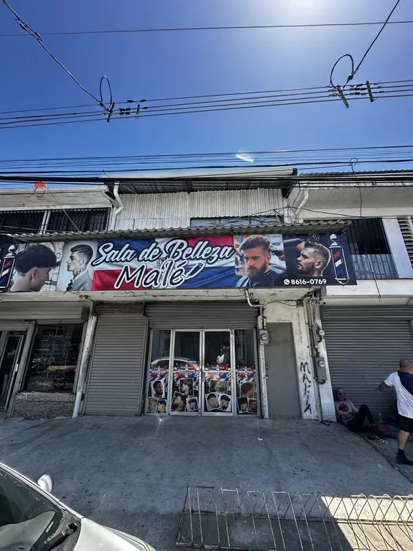 Generate immediate rental income from day one. Located just 25 meters south of the Municipal Market of Puntarenas, this commercial property sits in one of the city's most active ...