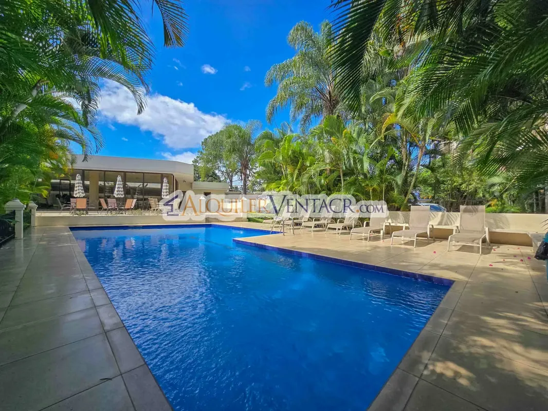 APARTAMENTO DE 3 HABIT. DE 330 M2 Y VISTA EN BELLO HORIZONTE ESCAZU