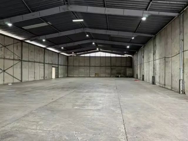 ALQUILER BODEGA COMERCIAL/INDUSTRIAL 800m2
