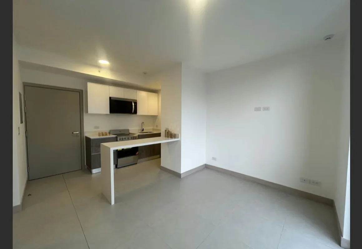 Se alquila apartamento a estrenar ubicado en Sky House, un condominio totalmente nuevo en Paso Ancho, San José, en una ubicación estratégica cerca de la Rotonda de la Guacamaya, con ... — photo 3