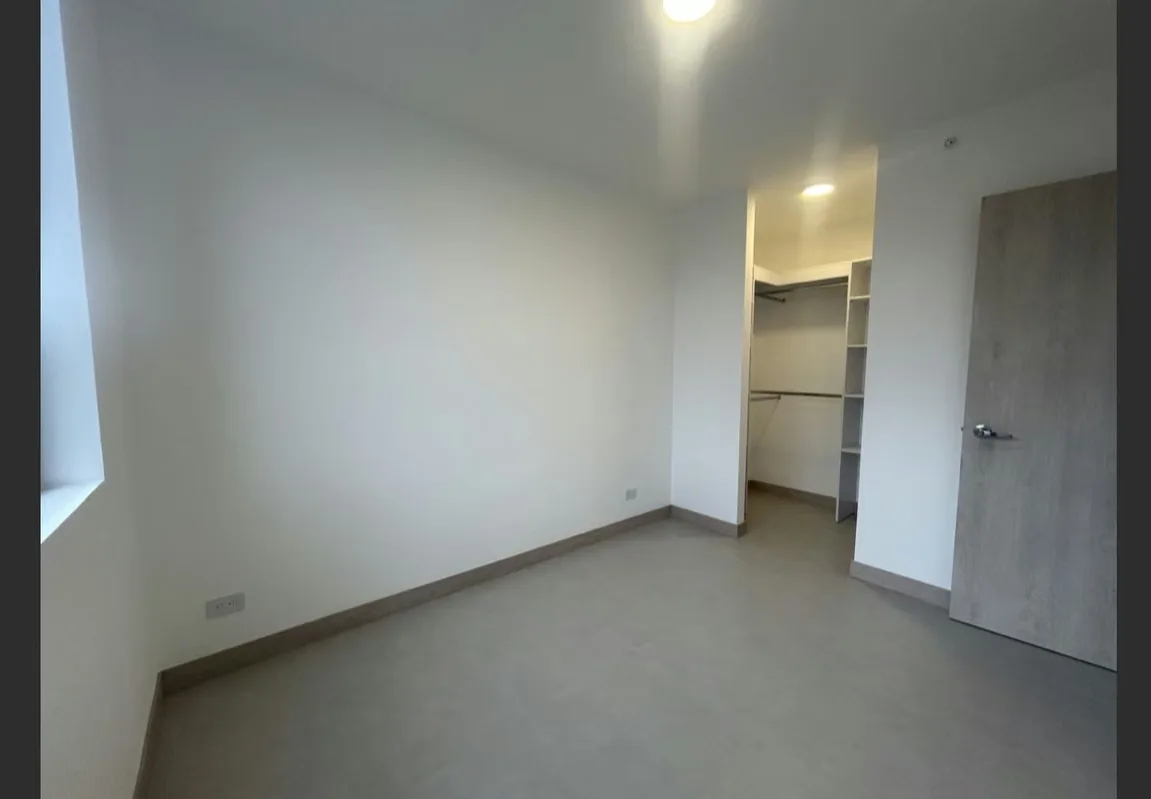 Se alquila apartamento a estrenar ubicado en Sky House, un condominio totalmente nuevo en Paso Ancho, San José, en una ubicación estratégica cerca de la Rotonda de la Guacamaya, con ... — photo 5