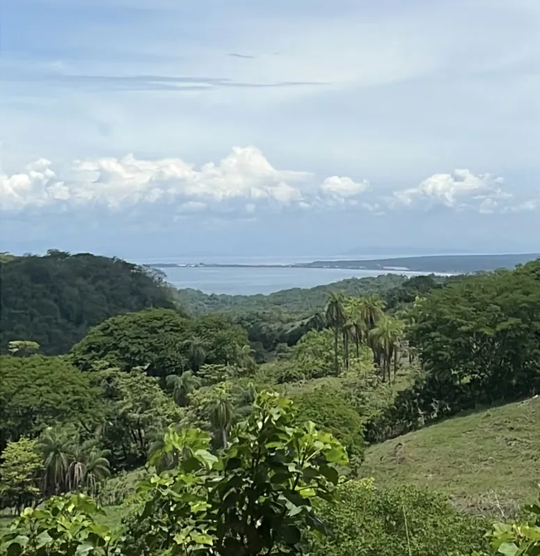 Lot for sale in Esparza, Puntarenas.