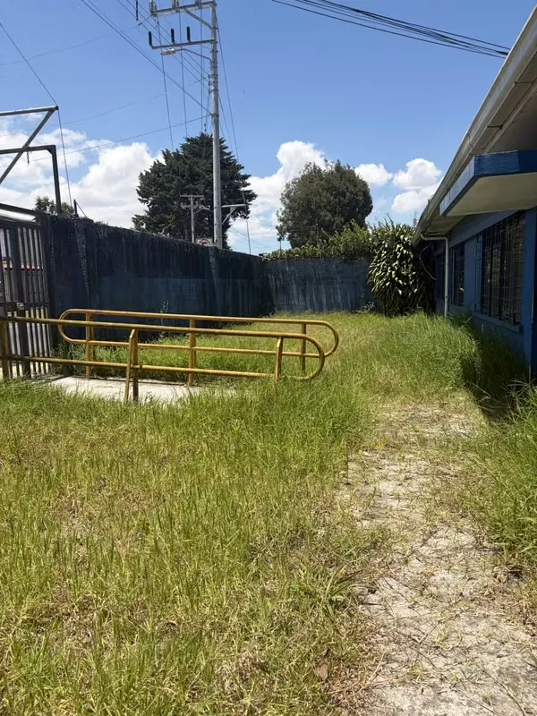 Propiedad con uso de suelo mixto en San Rafael de Montes de Oca. Excelente ubicación sobre calle principal! — photo 3