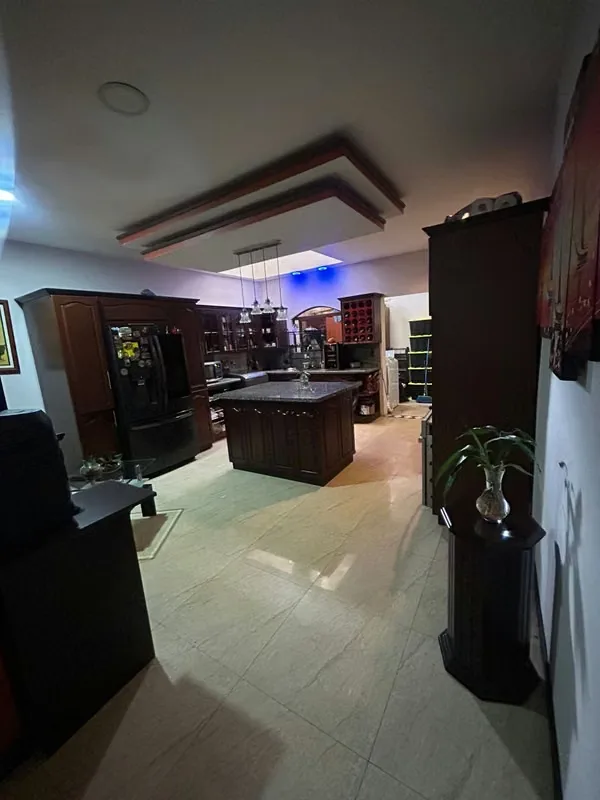  EN VENTA: Hermosa casa en Villa Nueva de Desamparados 