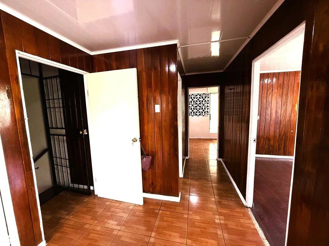 OFFICE SPACE FOR RENT – SAN FRANCISCO DE DOS RÍOS