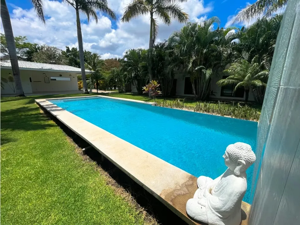 Sustainable Luxury Oasis in Tamarindo: Eco-Lodge with Private Villa