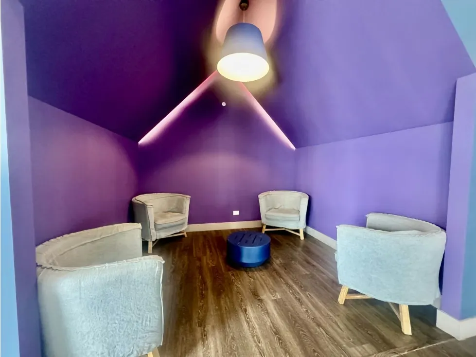 Alquiler de apartamento en moderna torre con concepto urbano-comercial, desarrollado estratégicamente en cinco esquinas de Tibas, en las cercanías de San José centro, con fácil ... — photo 2