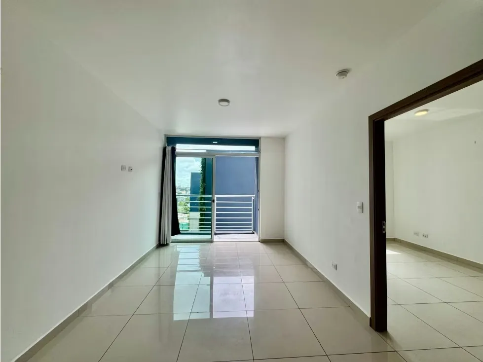 Alquiler de apartamento en moderna torre con concepto urbano-comercial, desarrollado estratégicamente en cinco esquinas de Tibas, en las cercanías de San José centro, con fácil ... — photo 4