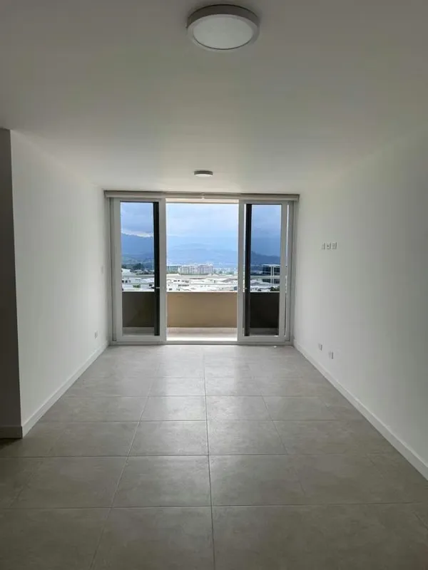 Apartamento de 3 Habitaciones con Espectacular Vista al Valle Central | Montealto, Curridabat