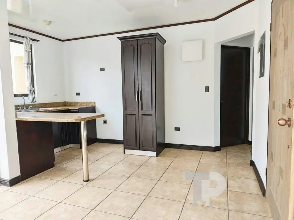 Single-level apartment in a condominium located in San Francisco de Heredia.