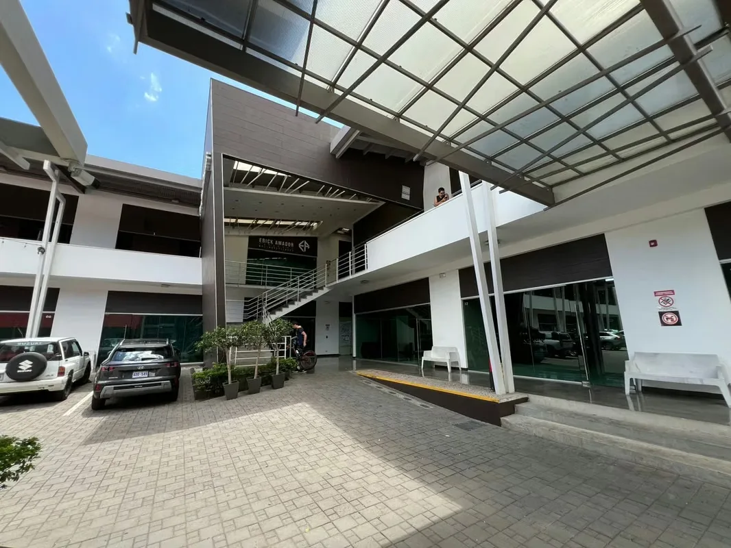 Commercial spaces in Ciudad Colón, ranging from 64m² to 100m², with the following features: — photo 3