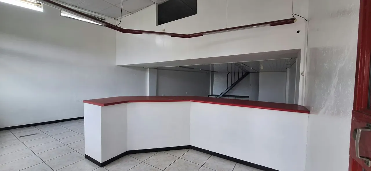 Se Alquila Local Comercial x el Triangulo de Pavas
